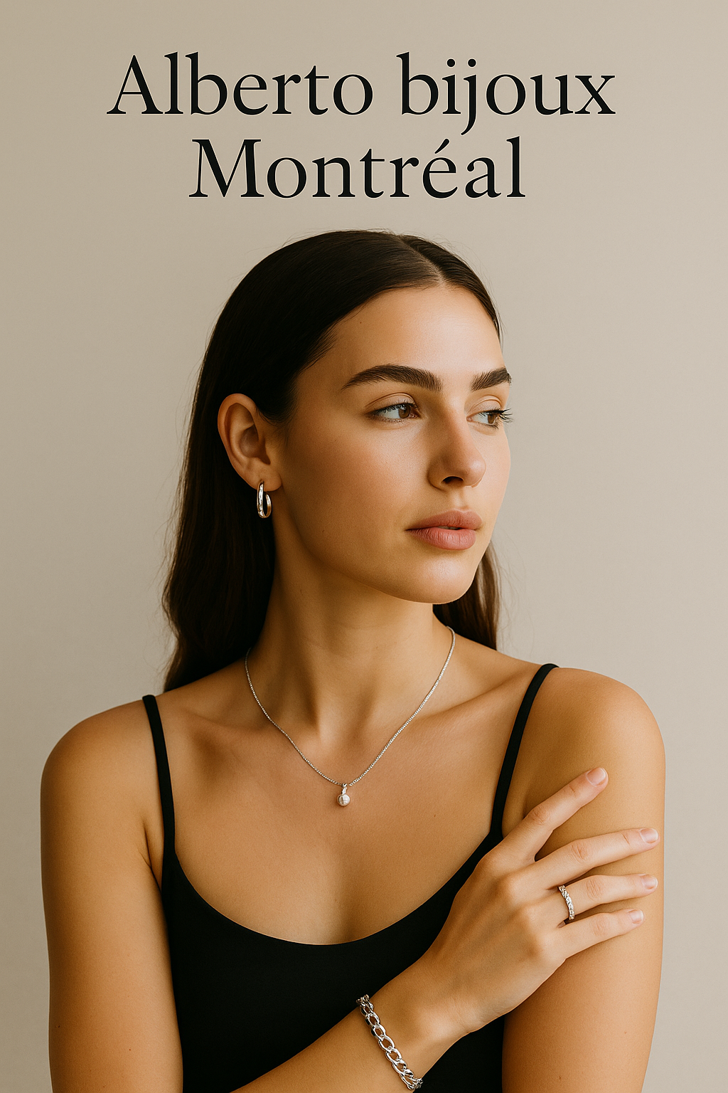 Femme portant des bijoux en argent sterling élégants – Alberto Bijoux Montréal