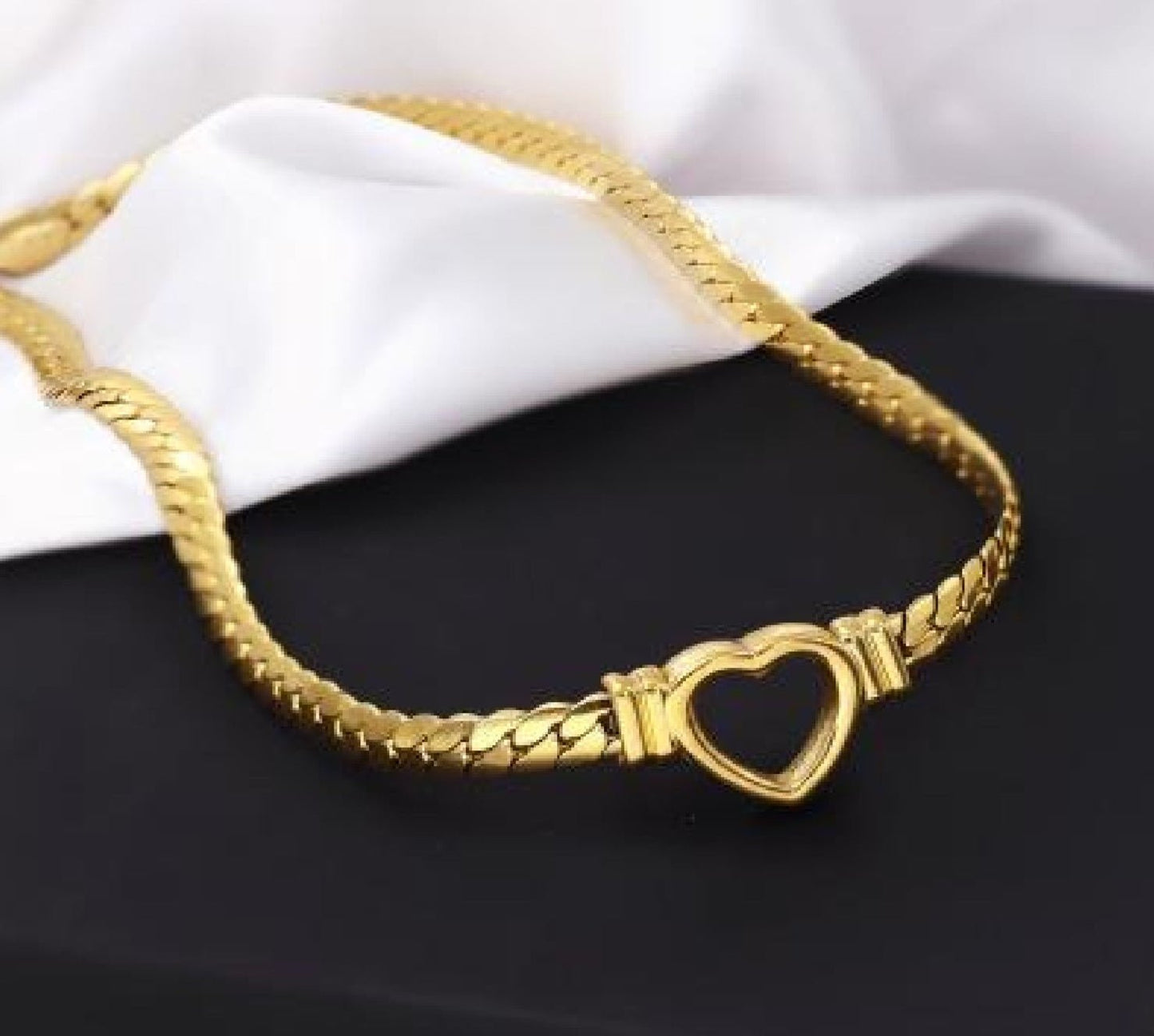 Collier “Cœur Ouvert” – Chic, bold & love - ready - Alberto Bijoux