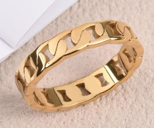 Bague dorée motif chaîne cubaine avec finition brillante, acier inoxydable