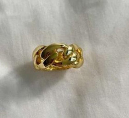 Bague "Tressée Chic" Dorée – Look Glam & Confort - Alberto Bijoux