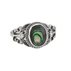 Bague ornée en argent sterling avec centre ovale d'abalone iridescent vert-bleu, détails de filigrane vintage et finition oxydée