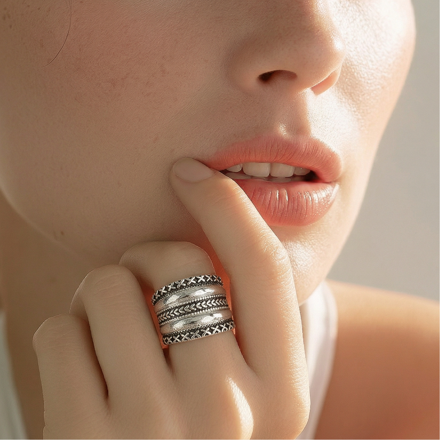 "Échos Sauvages" - Bague Large Texturée Argent Sterling - Alberto Bijoux