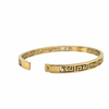 Bangle doré en acier inoxydable avec motif grec gravé sur fond blanc satiné- Alberto bijoux