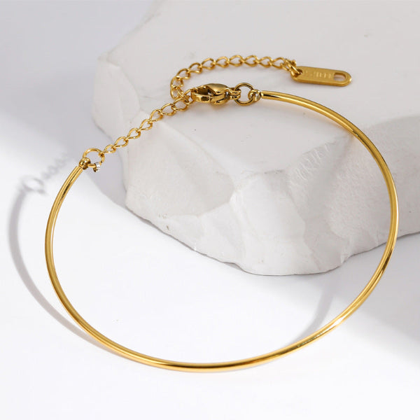 Bracelet ajustable fin doré pour femme, au style minimaliste, discret et raffiné – Alberto Bijoux