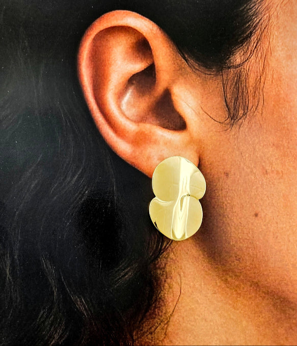 Boucle d’oreille dorée à deux disques plats effet miroir – modèle Disco Solaire en acier inoxydable