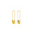 Boucles d’oreilles dorées en forme d’épingle décorées de perles blanches, posées sur tissu satiné