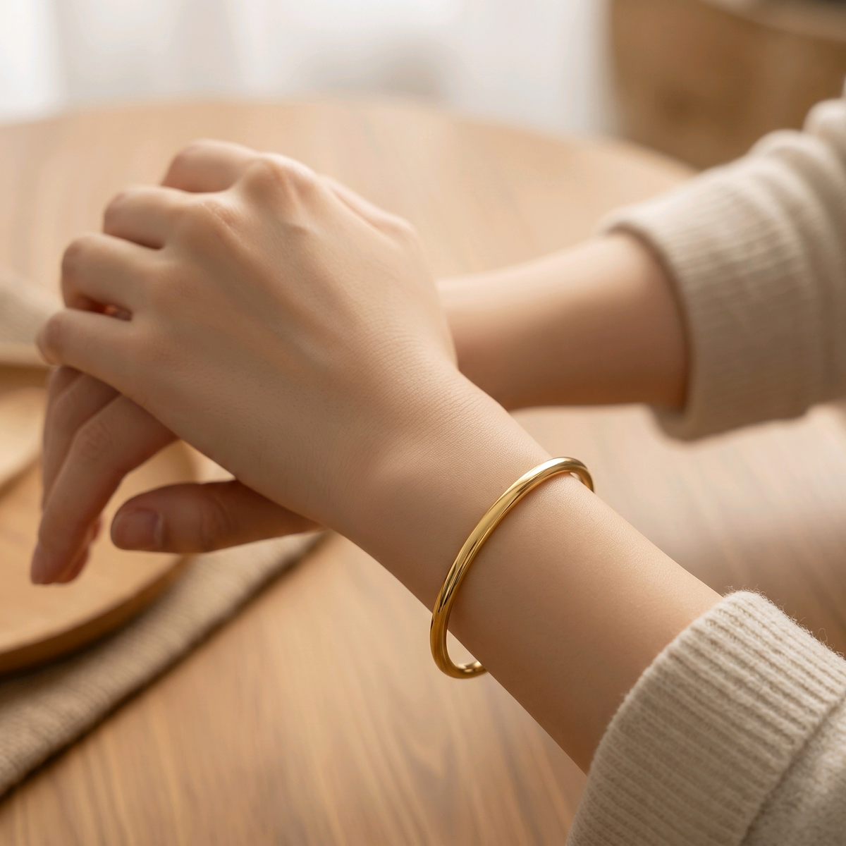 Bracelet “Aura” – Bangle Doré Fin - Alberto Bijoux