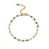 Bracelet doré fin pour femme orné de petites perles vertes, au style délicat, coloré et estival – Alberto Bijoux