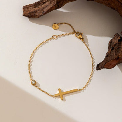 Bracelet doré Croix & Cristal – Finesse Spirituelle - Alberto Bijoux