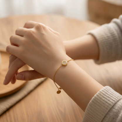 Bracelet “Étoilée” – Chaîne Dorée & Médaillon Zircon 8.5 mm en acier inoxydable  - Alberto Bijoux