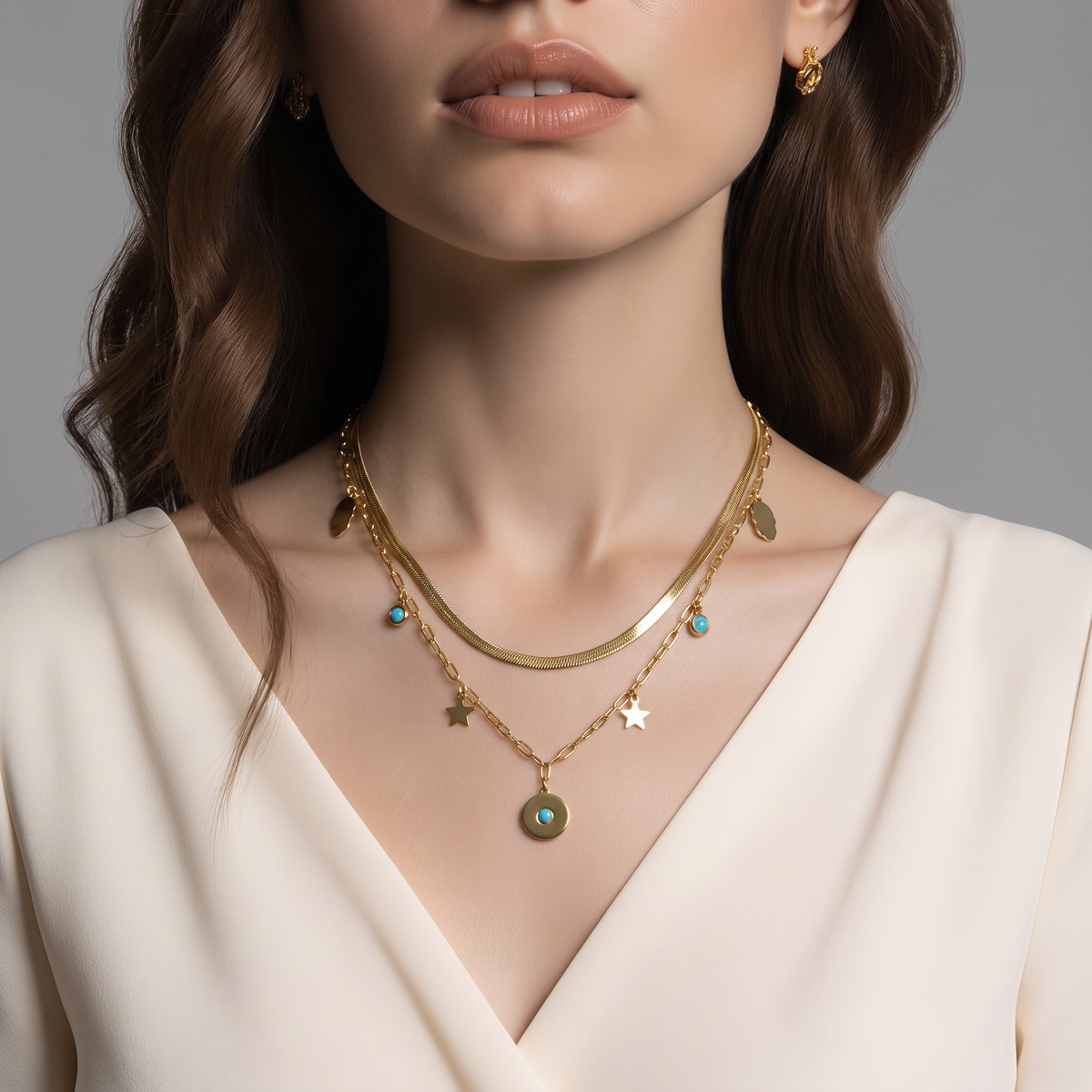 Collier “Blue Star” – Chaîne en acier inoxydable dorée triple avec pierres turquoise & étoiles - Alberto Bijoux