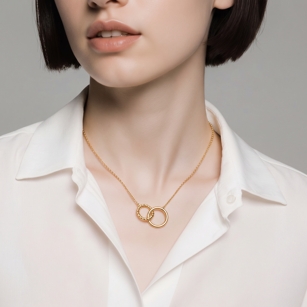 Collier “Duo” – Anneaux Entrelacés Dorés Acier Inoxydable - Alberto Bijoux