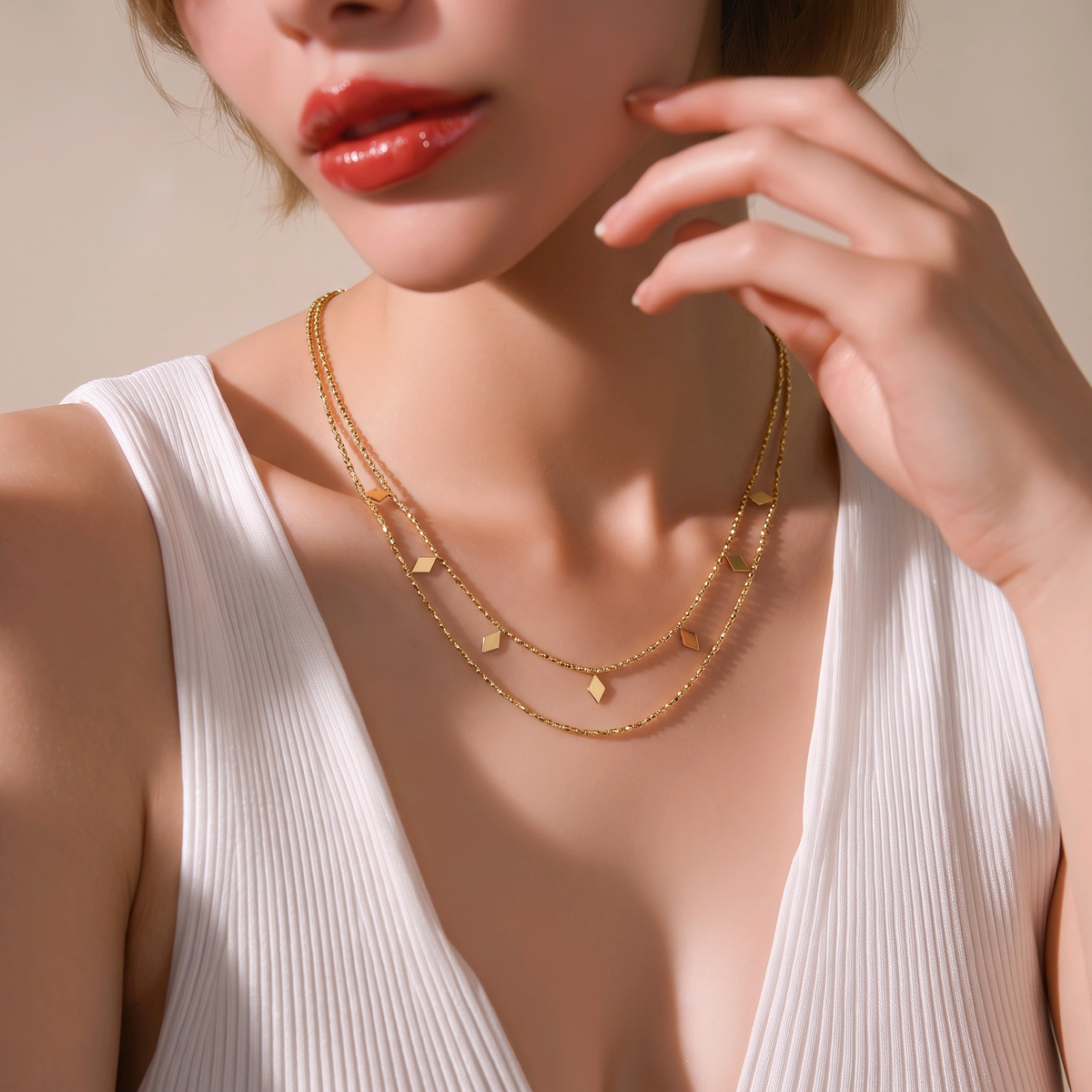 Collier “Solemnité” – Chaîne Dorée à Motifs Losanges en acier inoxydable  - Alberto Bijoux
