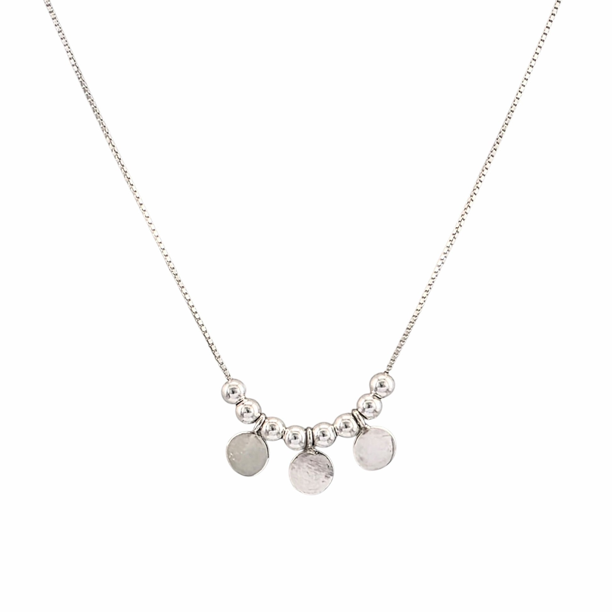 Collier perles pastilles rondes argent 925 texture martelée 16 pouces fin délicat triple disques