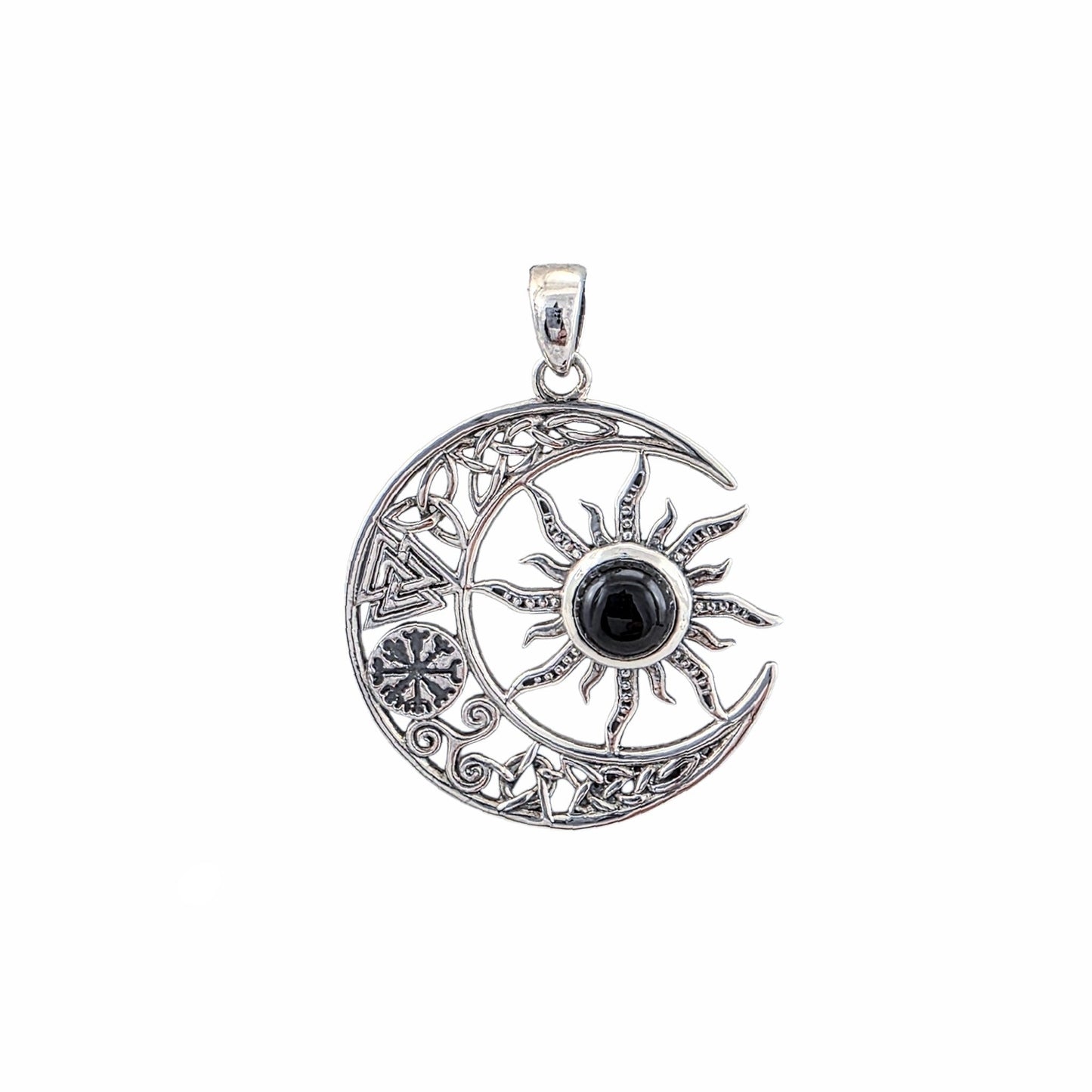 Pendentif lune croissante en argent sterling 925 oxydé avec soleil rayonnant et onyx naturel noir serti au centre, symboles celtiques et vikings ajourés, 25mm, fond blanc