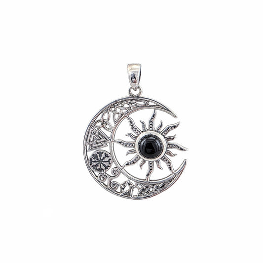 Pendentif lune croissante en argent sterling 925 oxydé avec soleil rayonnant et onyx naturel noir serti au centre, symboles celtiques et vikings ajourés, 25mm, fond blanc
