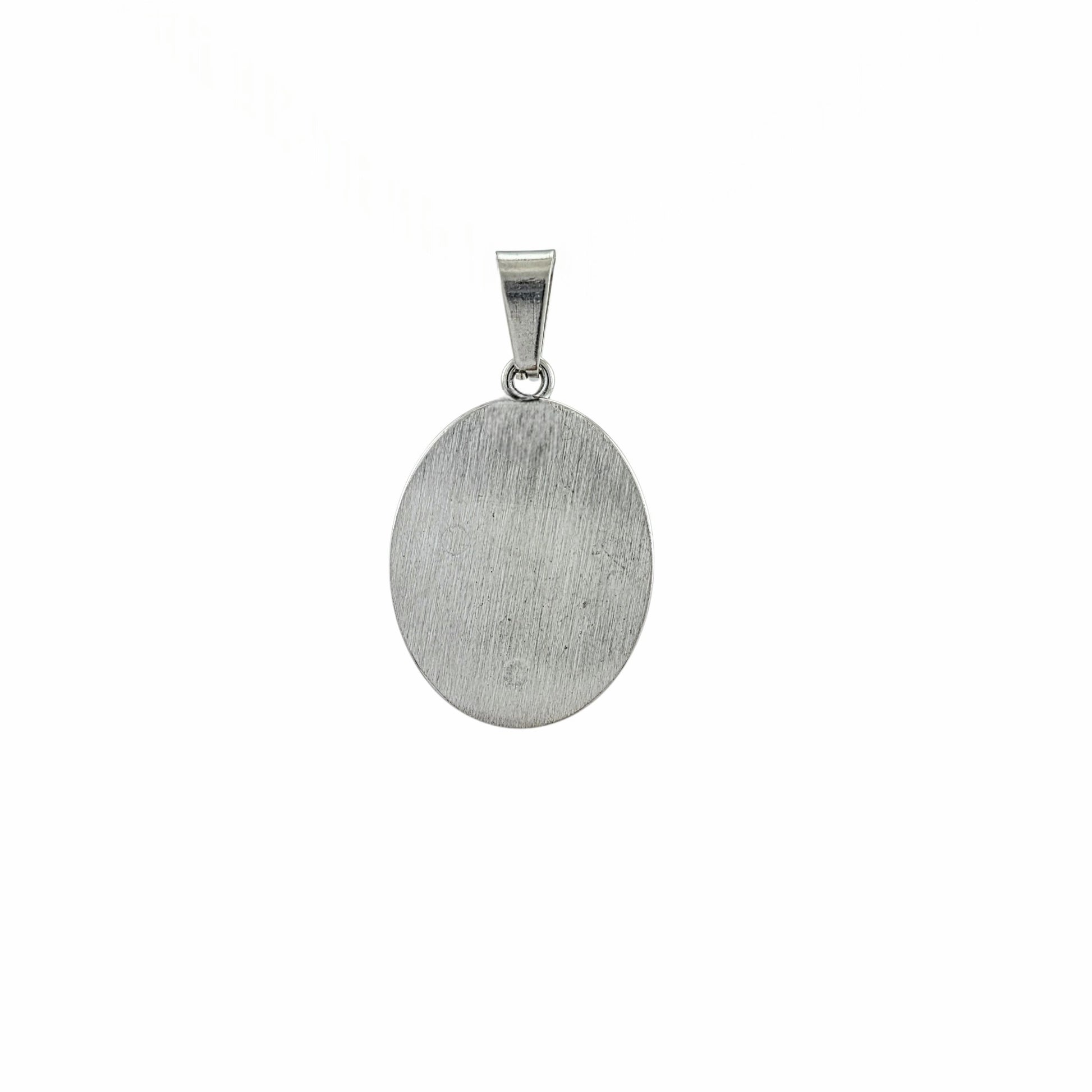 Médaillon oval Notre-Dame de Guadalupe 22x17mm acier inoxydable cristaux – Alberto Bijoux Montréal