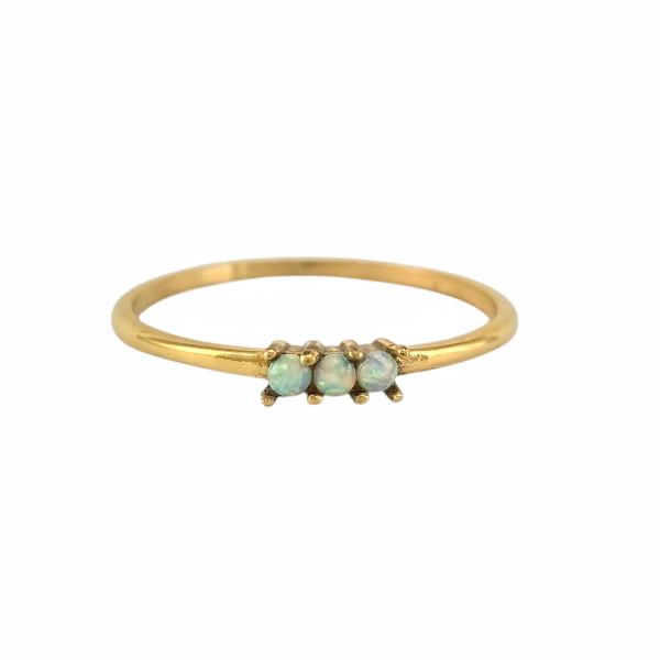 Bague dorée fine avec trois petites opales – tailles 6 à 9 Alberto bijoux