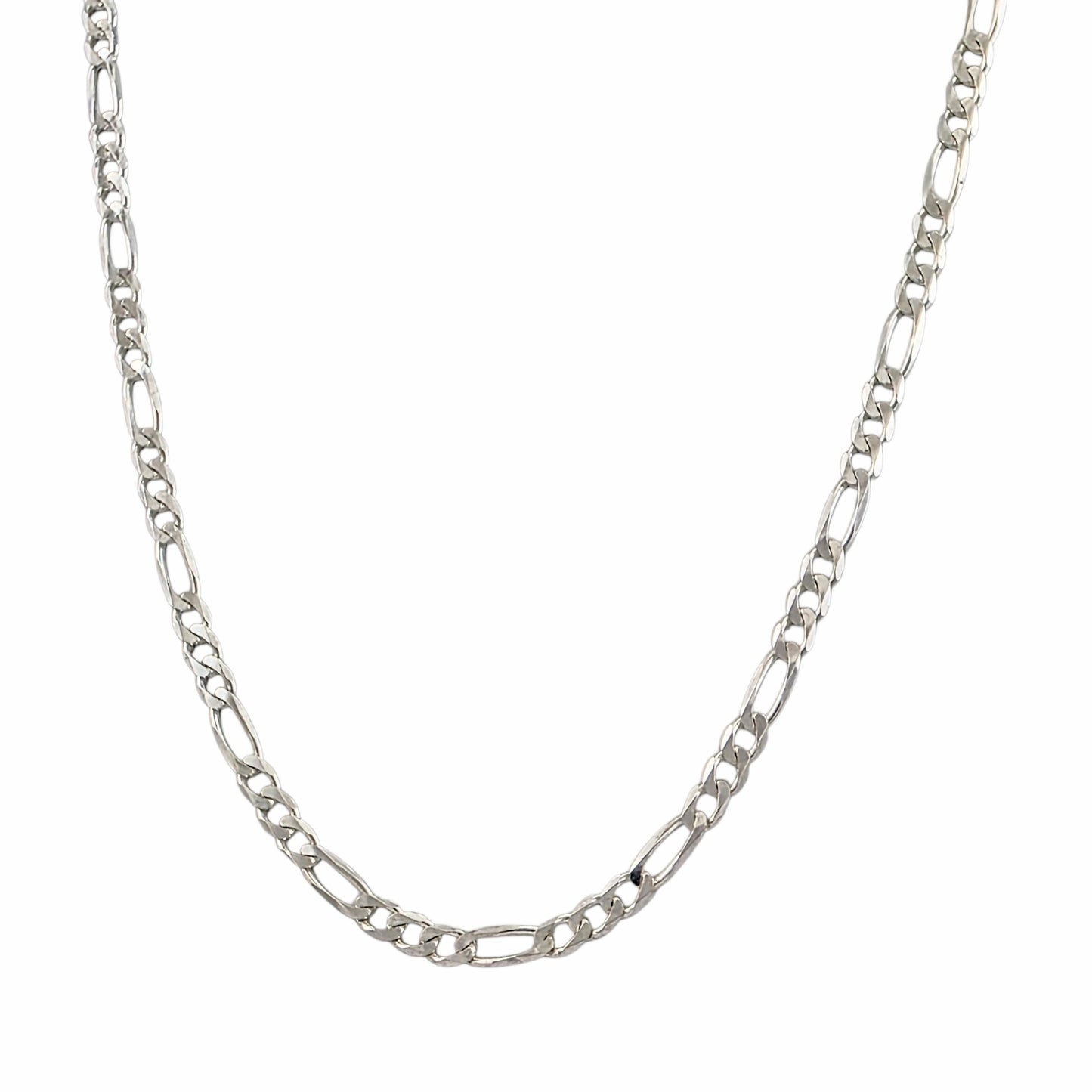 Chaîne Figaro en argent sterling 925 de 3mm avec maillons alternés polis sur fond blanc